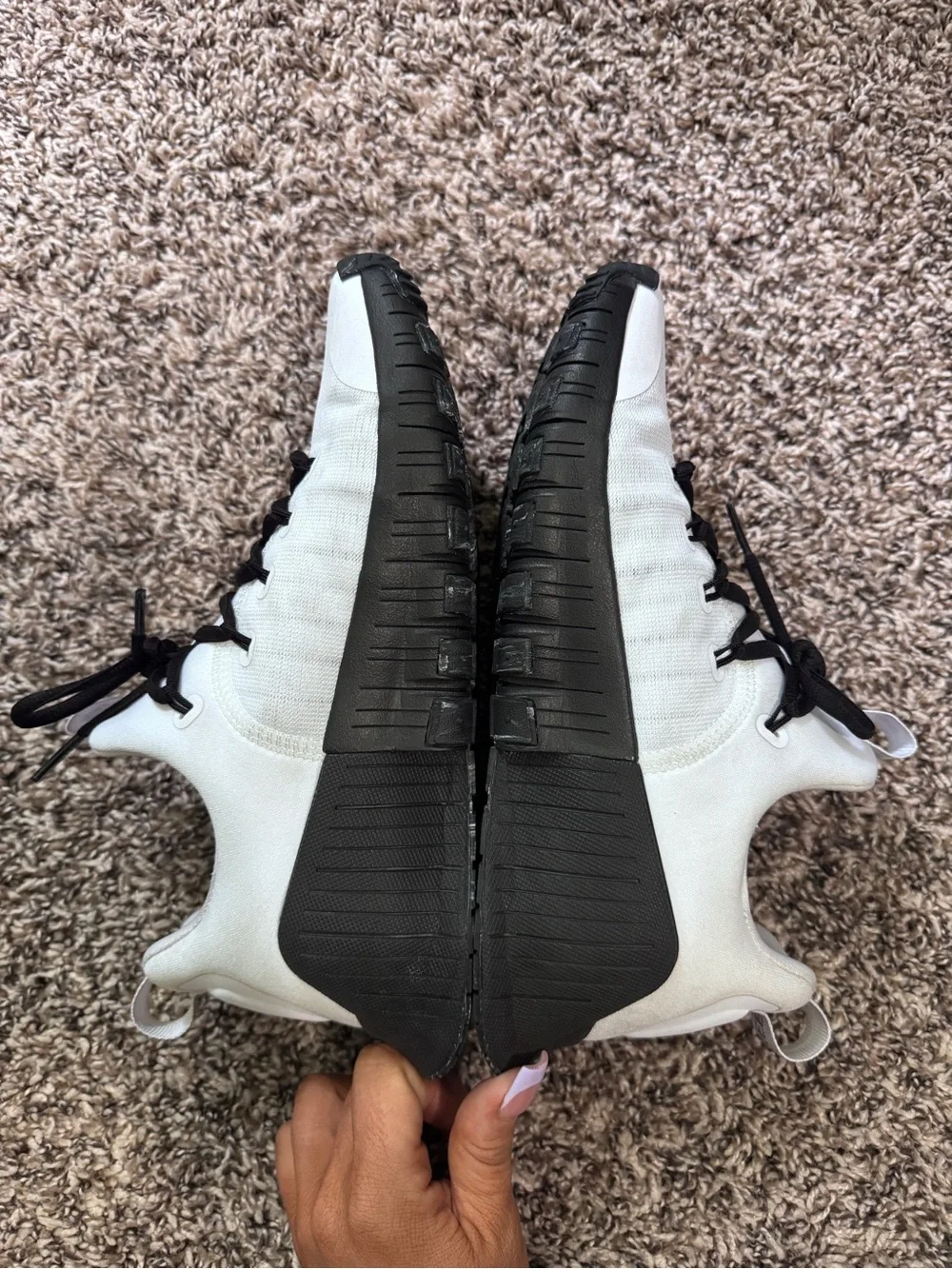 Nike lightweight sneakers